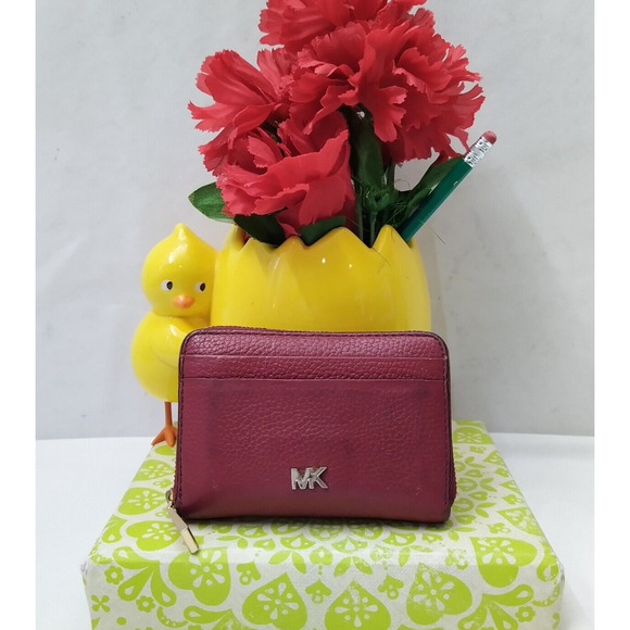 Michael Kors Red Pebbled Leather Zip Around Credit Card Small Wallet - Picture 1 of 16